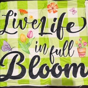 Spring Throw pillow covers with zipper closure set of 3